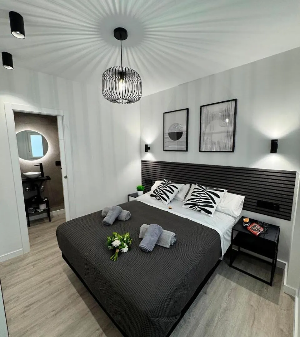 Las Flores Luxury Apartment Malaga 0*,