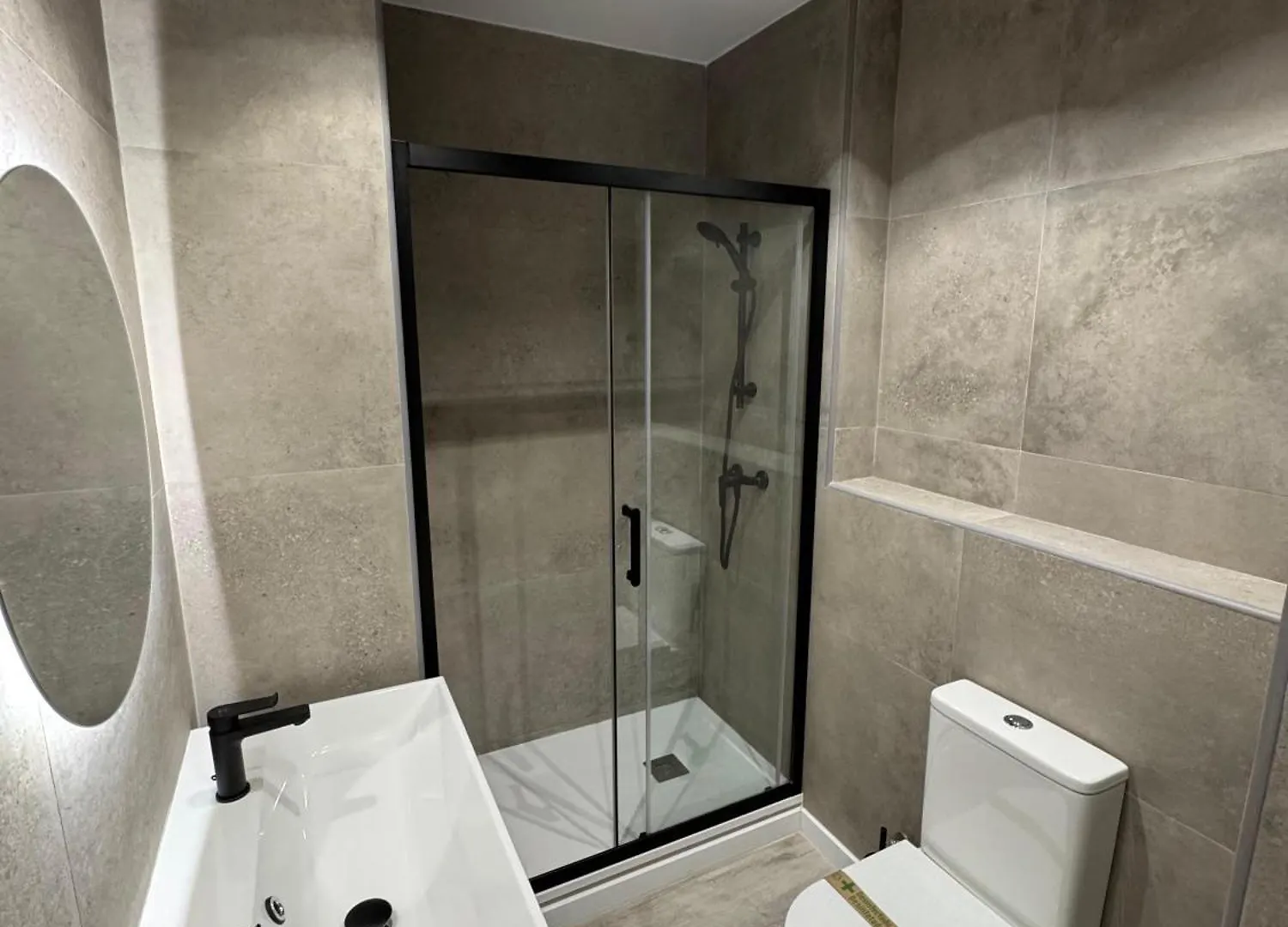 Las Flores Luxury Apartment Малага