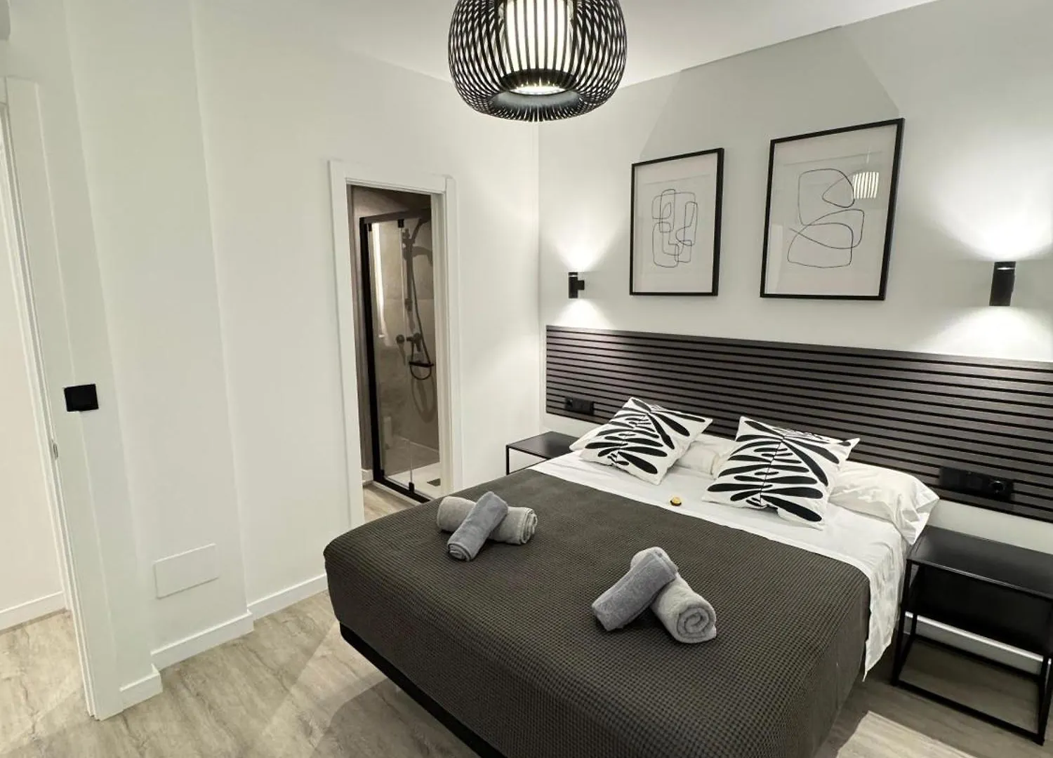 Las Flores Luxury Apartment Малага