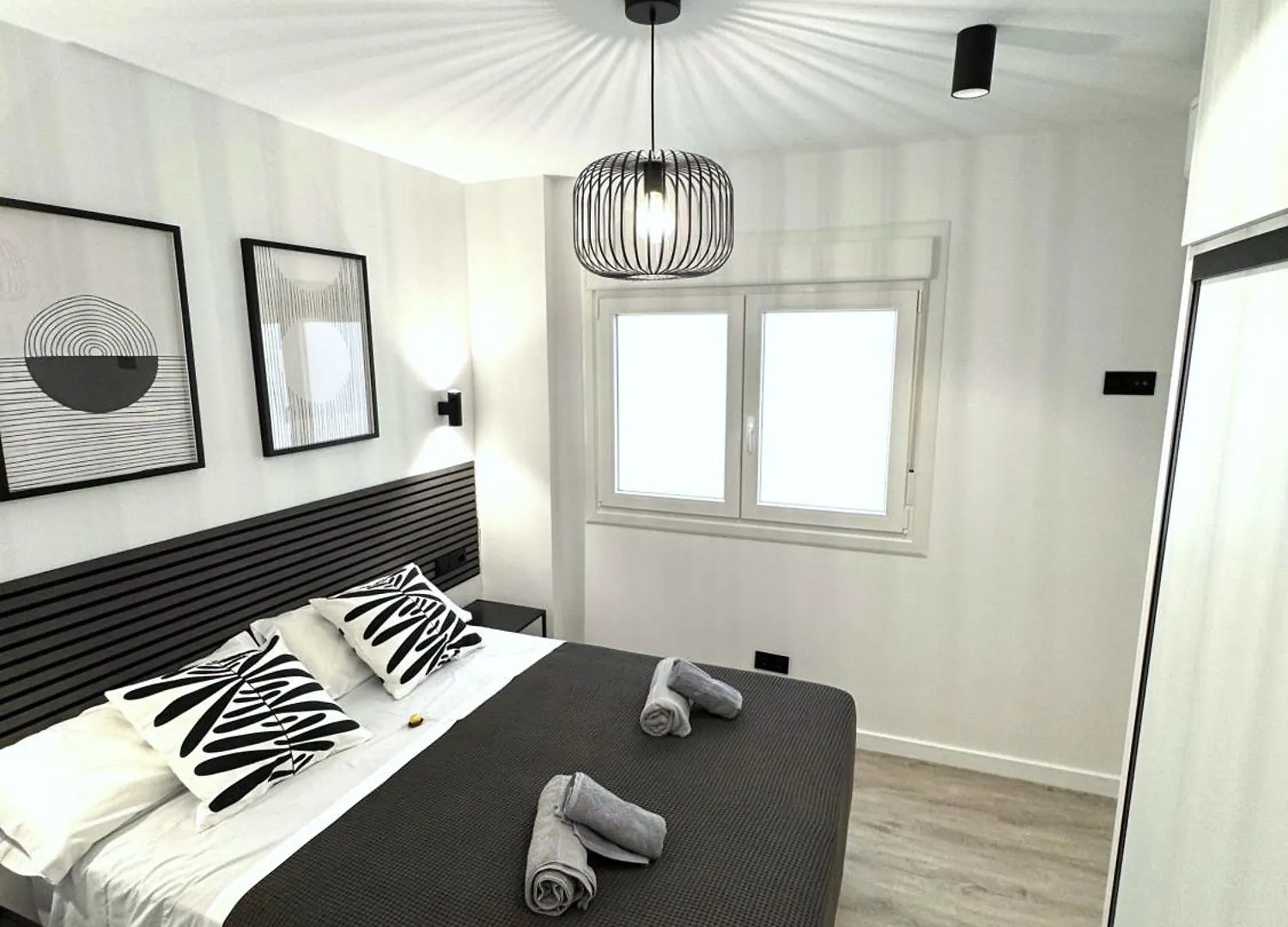Las Flores Luxury Apartment Малага